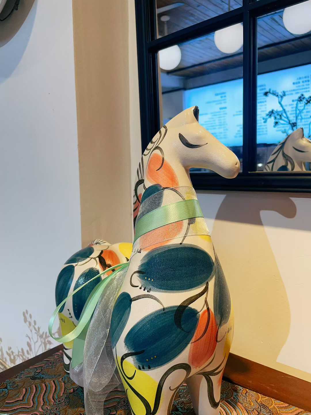 Dayuan Horse-Mondrian