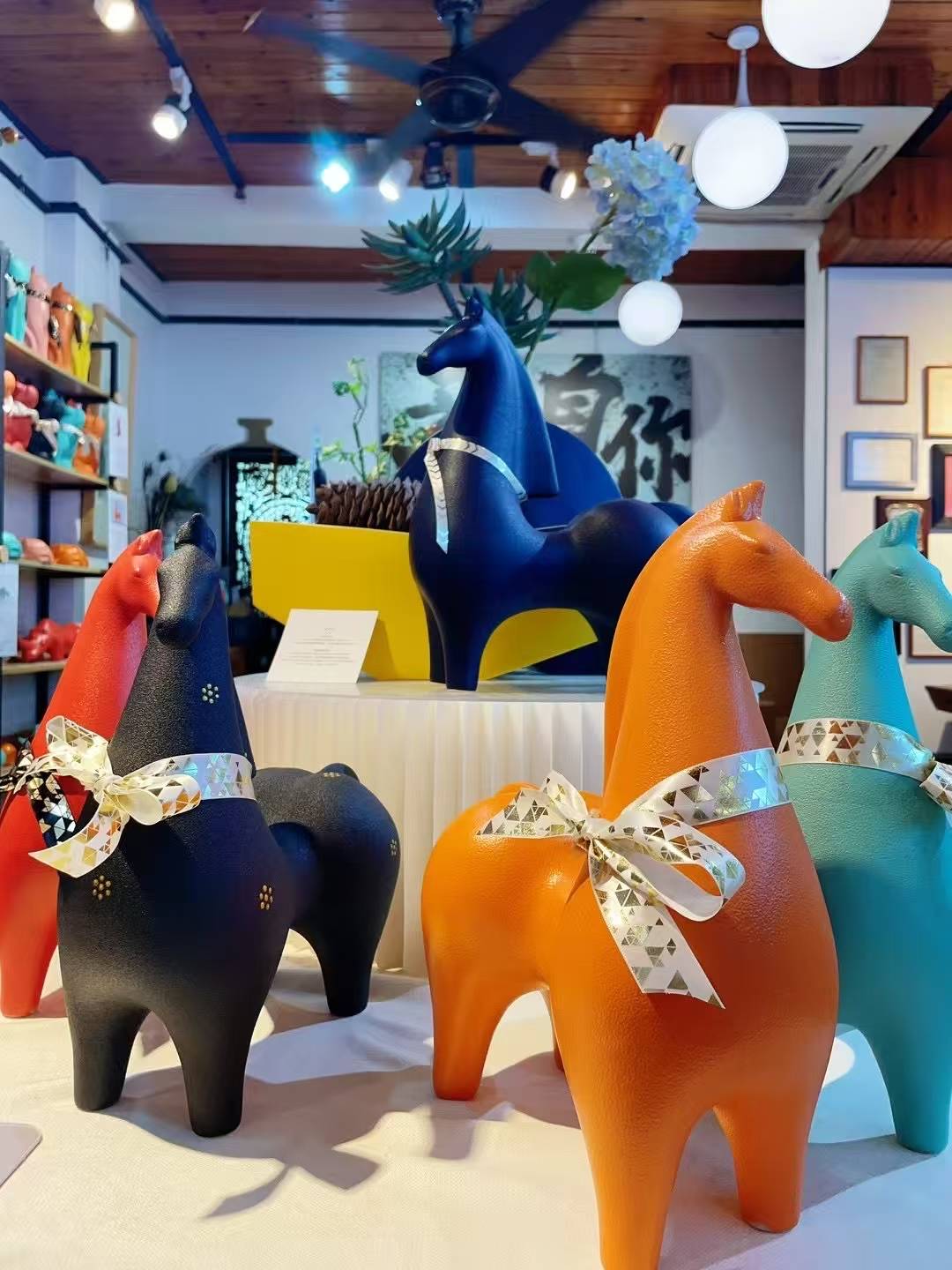 Dawan Horse-Tiffany Blue